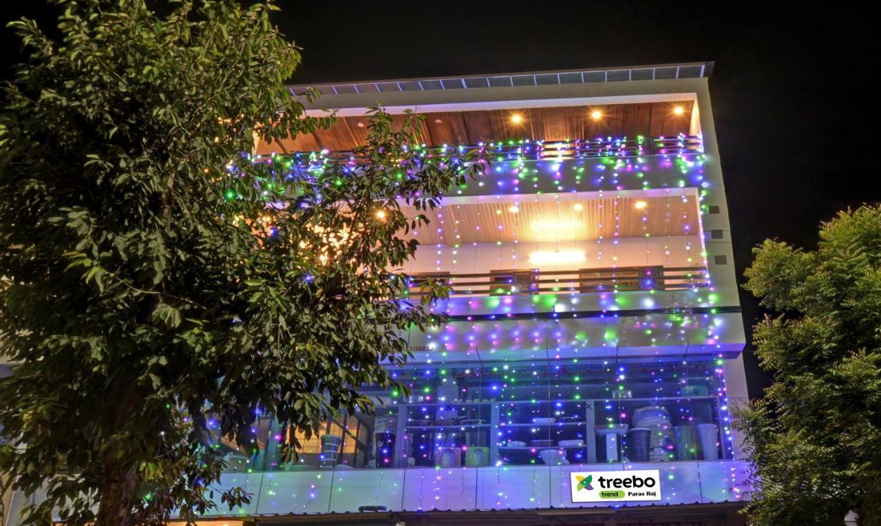 Treebo Paras Raj Near City Palace Udaipur Ngoại thất bức ảnh